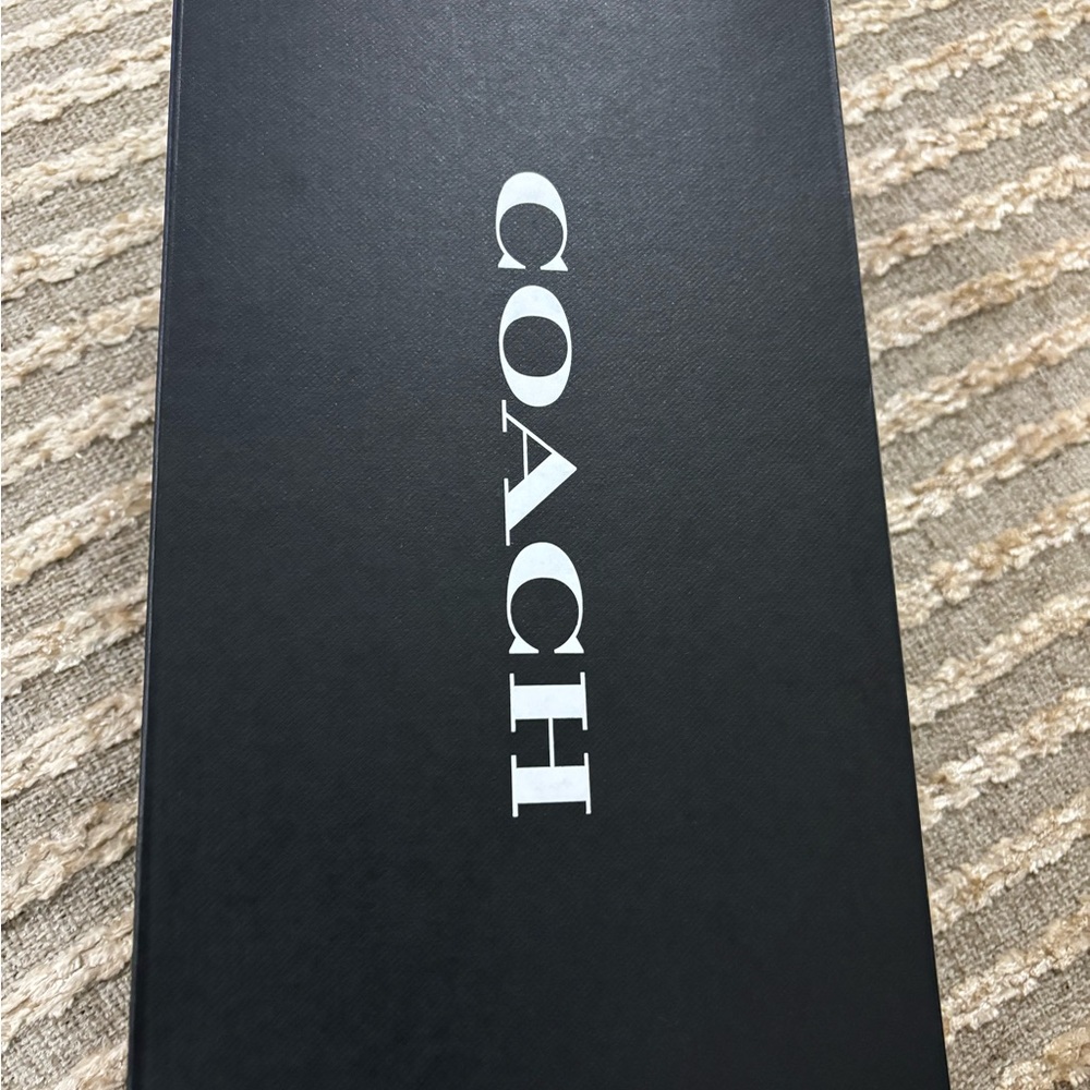 Coach Jocelyn Crinkle Leather Logo
 Silver Loafers Size 6 NWT‎ - Picture 12 of 14